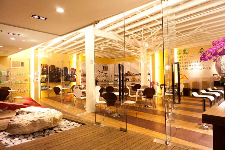 kyid Commercial office space content